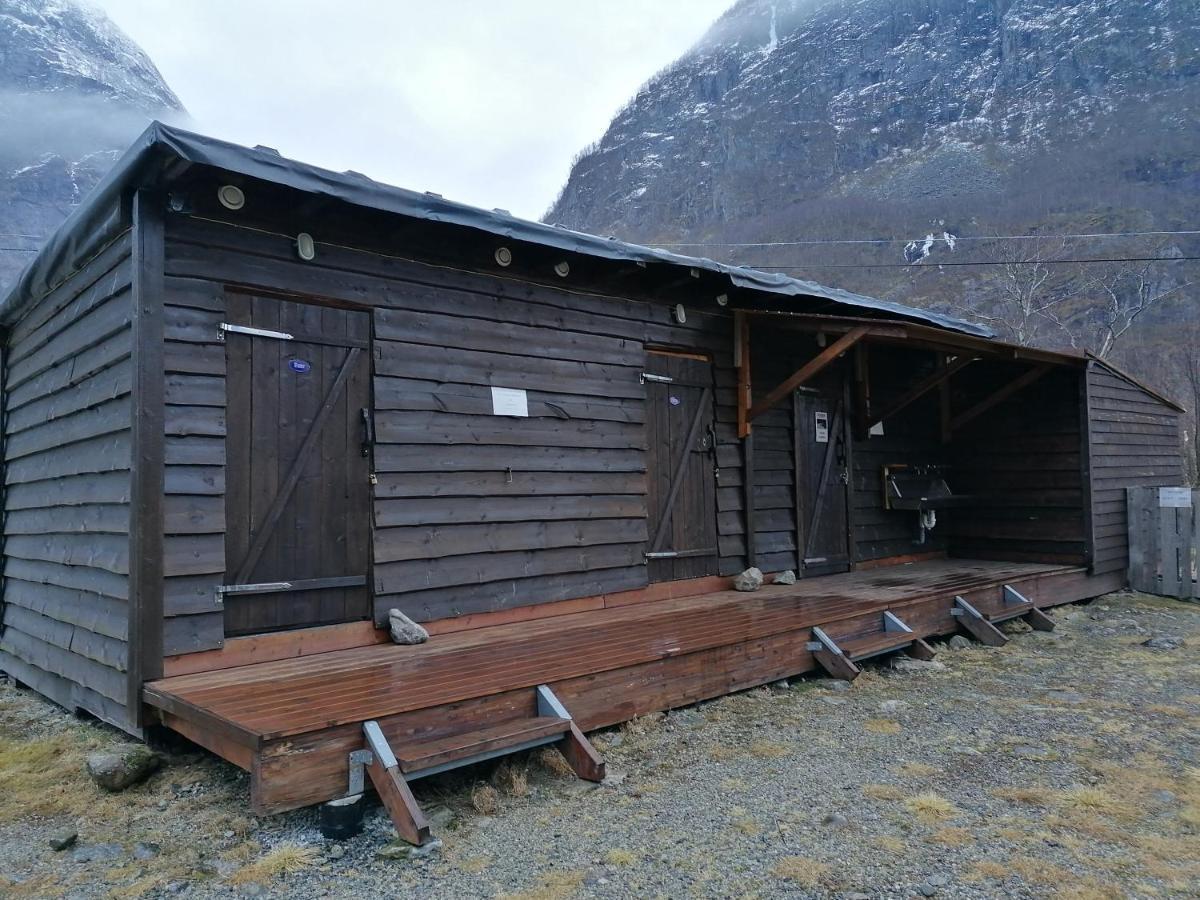 Hardanger Basecamp Hostel Osa Exterior photo