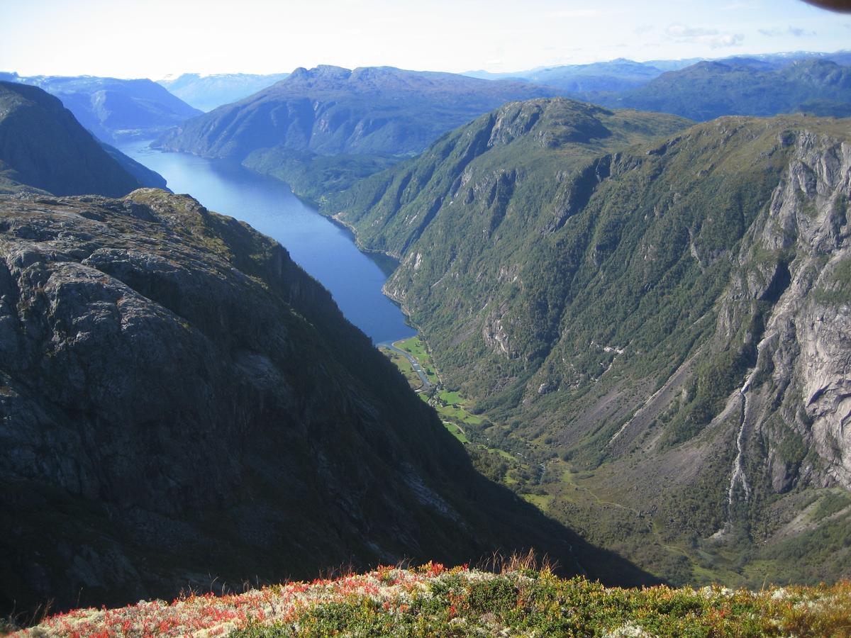 Hardanger Basecamp Hostel Osa Exterior photo
