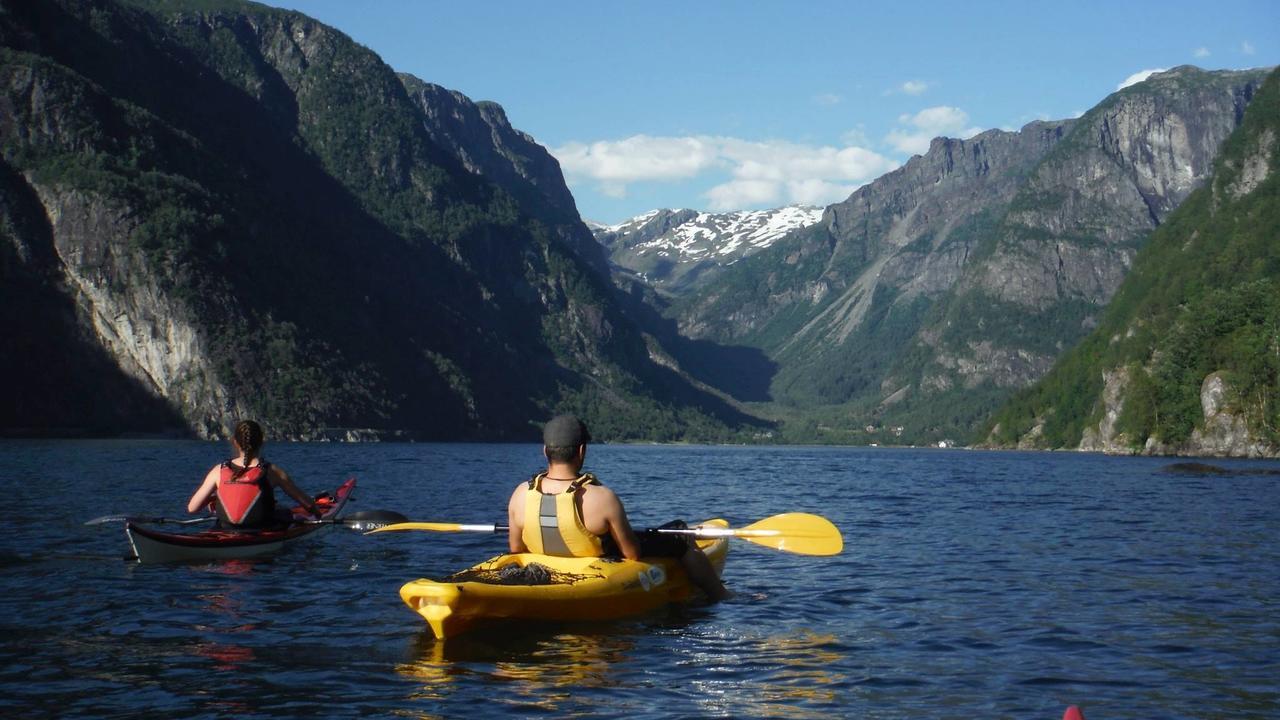 Hardanger Basecamp Hostel Osa Exterior photo